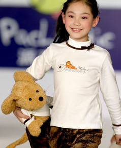 �ɿ��m�۰�ɫ�L��