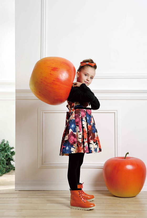 �U�P�㘷(l��)����ɫϵͯ�b