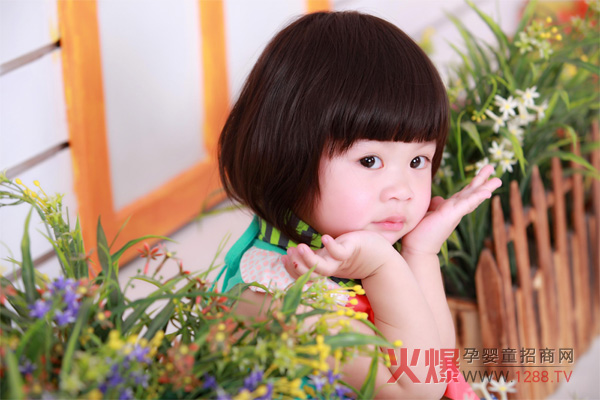 ��ͯ�zӰƷ�ơ�������ͯȤ��ɞ�2012���Ї���ͯƷ�ưُ�(qi��ng)