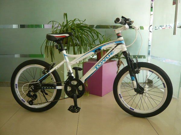 ͯ��ͯ������(zh��n)��20���{����܇