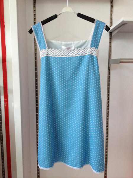 ��+����ݗ����{(l��n)ɫ�c(di��n)��