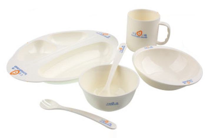 �ɐ�С���냺��Ʒ�Y�а˼��M