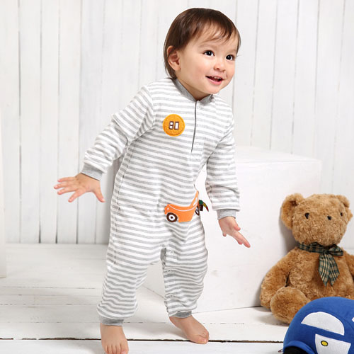 棉果果長(zhǎng)袖半開(kāi)領(lǐng)哈衣