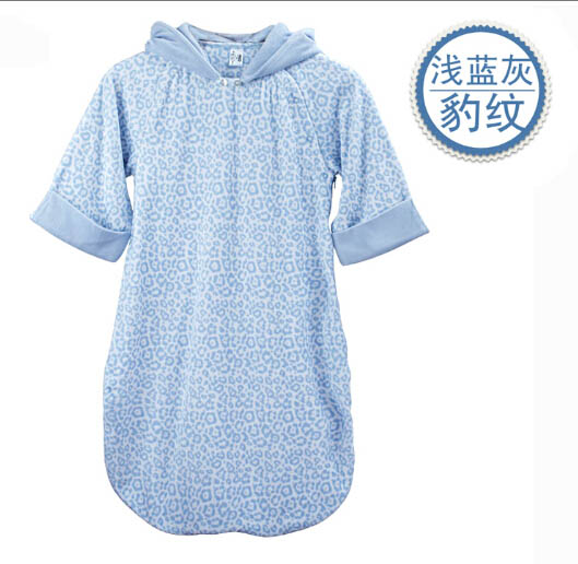 貝茜蒂淺藍色豹紋嬰兒睡袋