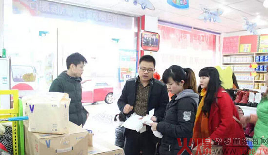 ǧ�˰ّB(t��i)�ۡ�һ��V ��������һ�N��һ��Vϵ���װl(f��)