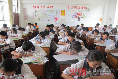 ؐ����������ӛ������ԇ�cDHA֮�g��΢���Pϵ