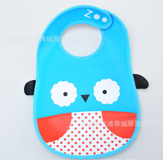 嬰兒童防水PVC軟塑料立體圍嘴羊