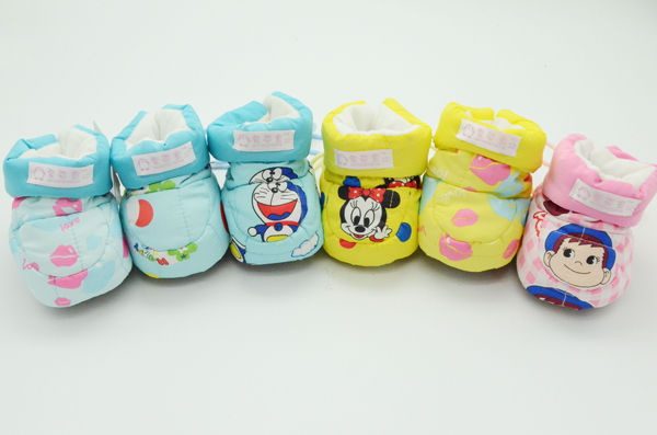 愛嬰童學(xué)步鞋