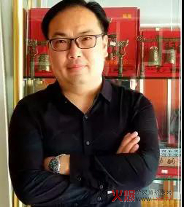 12����أ�����������Ϻ����׽��ܱ���ĸ��Ʒ�Ƶİl(f��)չ֮������������ĸ�����۷������վ!