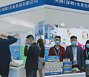  �麣���H��չ�����Rķ��A