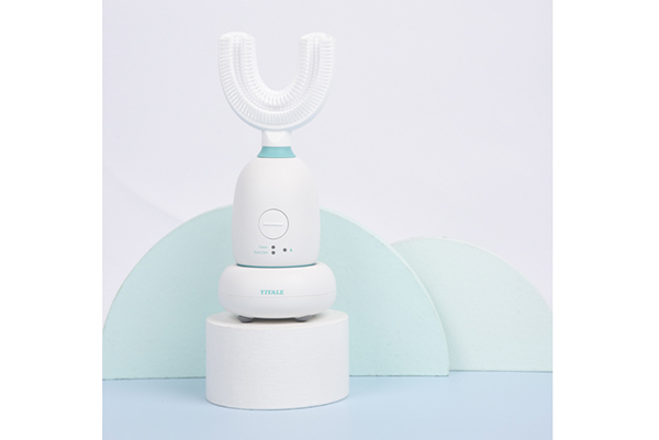 益牙樂(lè)成人U型牙刷產(chǎn)品展示 (4).jpg