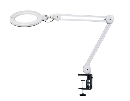 愛德華醫(yī)生 非凡之光.jpg 愛德華醫(yī)生 非凡之光.jpg