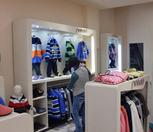 ������ͯ�b�K���T��չʾ