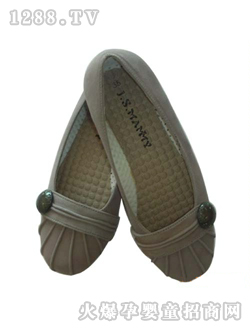 ���Ļ�ɫ�ЋD����Ь