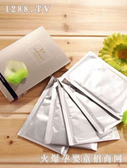 ���Ћ����۰׻��w��Ĥ�N