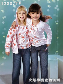 ���׬�����ɫ����