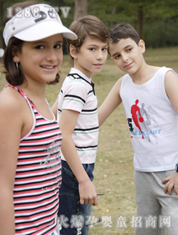 托尼艾米兒童夏裝展示