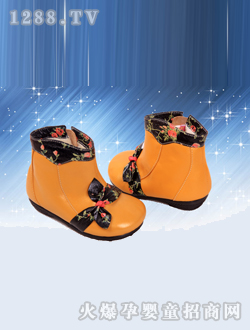 �𶹶���ɫ��߅ͯЬ