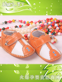 �𶹶���ɫyingeЬ