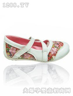 ��һ��Ů�����eƤЬ