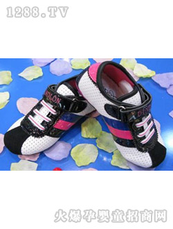 �Ϙ���ͯЬ�����L(f��ng)��ڰ�ɫ͸��