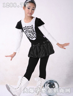 酷派小字輩黑色運(yùn)動系列