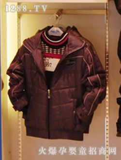 �̺�ɫ��ɫ���\