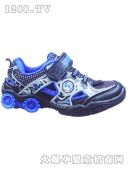 С����(d��ng)���{(l��n)ɫ�����\��Ь