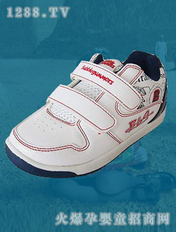 ���ٰ�ɫ�\��Ь