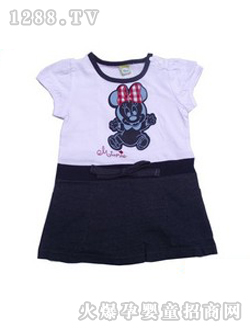 ��ʿ���ɫ�냺�B��ȹ