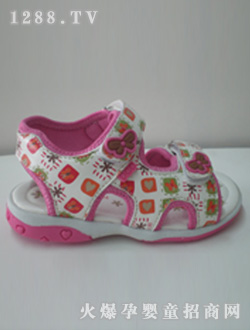 ��؈֮���tɫŮͯ�r(sh��)�Л�Ь