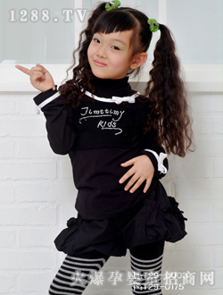 ���؁�r��Ůͯ�b