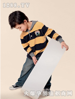 ȸ̫�ɺڰחl�yë��