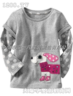 ��һ����ɫŮͯ�L��T��