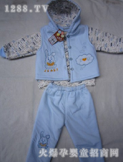 С���B(ni��o)ͯ�b���{(l��n)ɫ