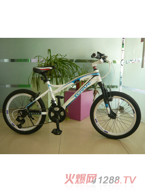 ͯ��ͯ������(zh��n)��20���{(l��n)����܇