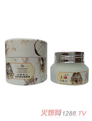 �Ϻ�Ů��ҹ��(l��i)���澏��˪