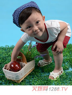 ��˹����ͯ���b