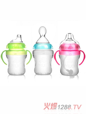 母愛新生yinge進(jìn)口硅膠奶瓶