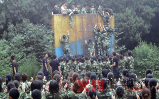 �𱬾W�j��չӖ��֮���I(y��)��